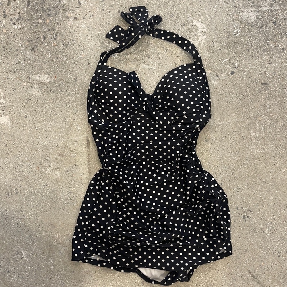 Medrona size Small polka dot bathing suit
